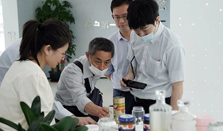 爱普生代表团莅临OETY欧亿总部参观交流